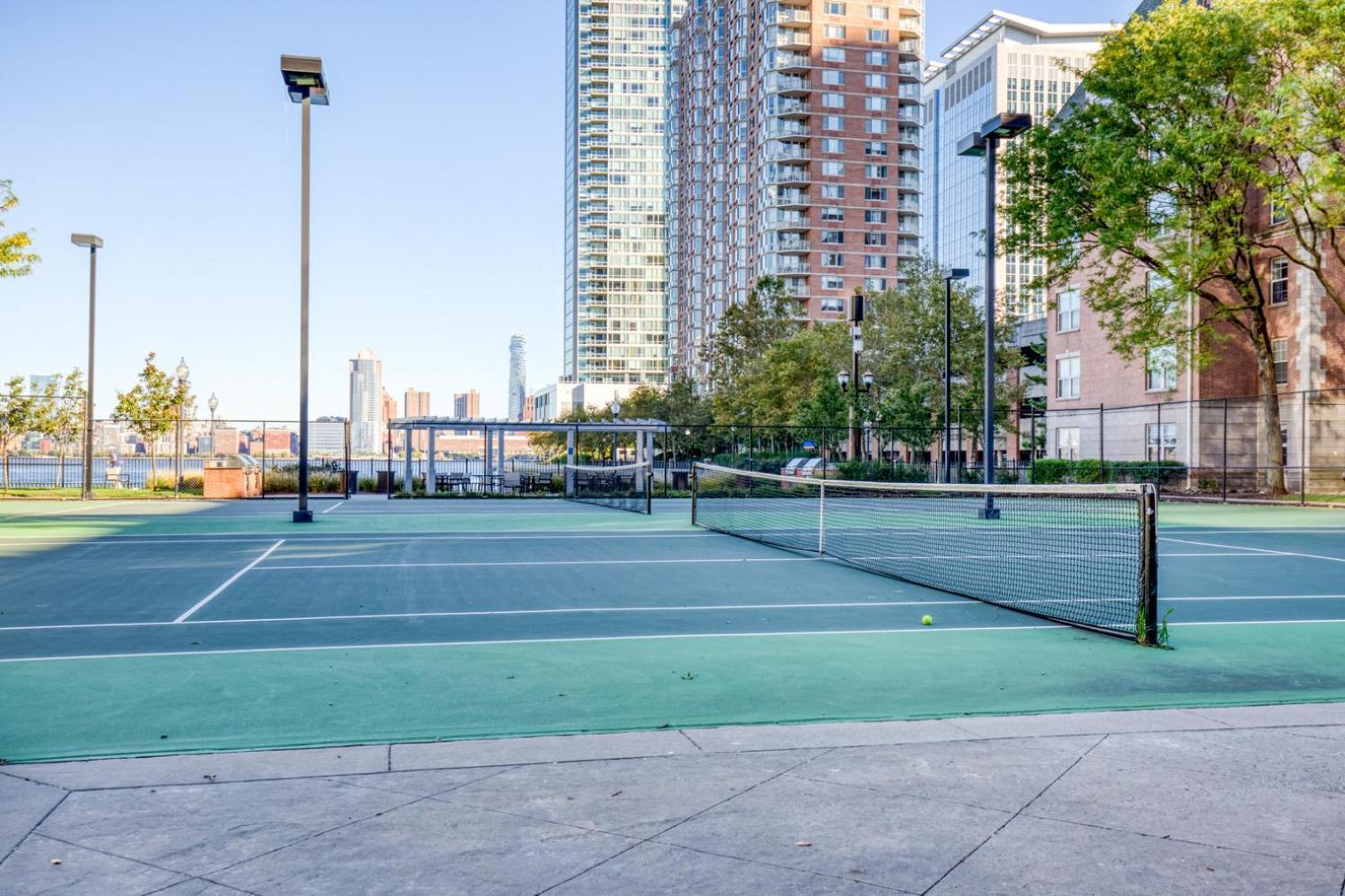 Jersey 2br W Wd Gym Elevator Nr Path Nyc-673 Apartment New York