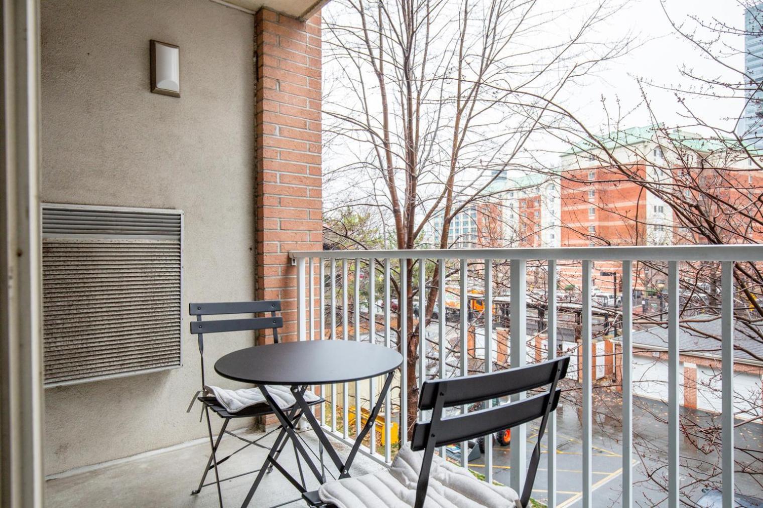 Jersey 2br W Wd Gym Elevator Nr Path Nyc-673 Apartment New York